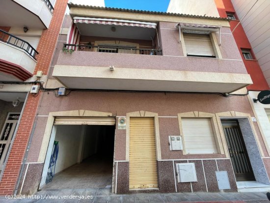 Villa en venta en Guardamar del Segura (Alicante)