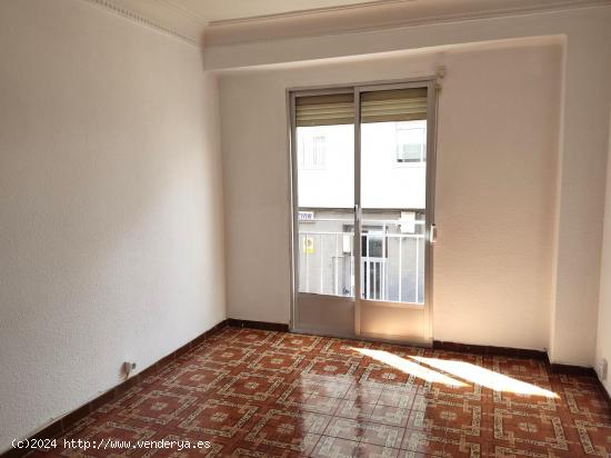 Se Vende piso de 3 Dormitorios con Terraza de 20 m2 en Torrero - ZARAGOZA