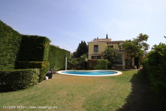 Villa en venta en Marbella (Málaga)