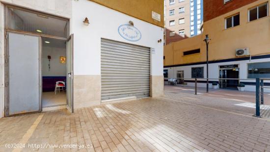 LOCAL COMERCIAL A LA VENTA EN LA MALAGUETA - MALAGA