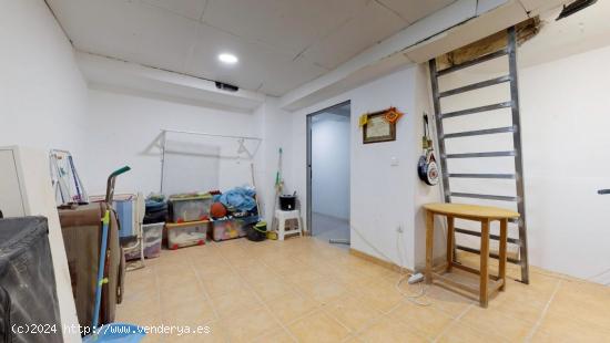 LOCAL COMERCIAL A LA VENTA EN LA MALAGUETA - MALAGA