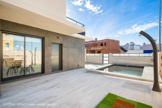 Villa en venta a estrenar en Benijófar (Alicante)