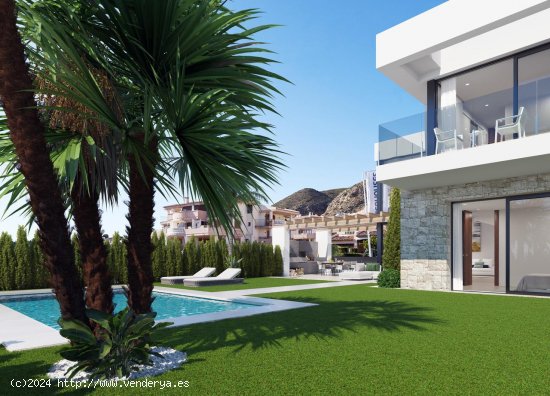 Villa en venta a estrenar en Finestrat (Alicante)