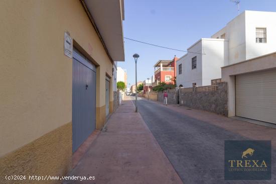 Se Vende en Almeria - ALMERIA