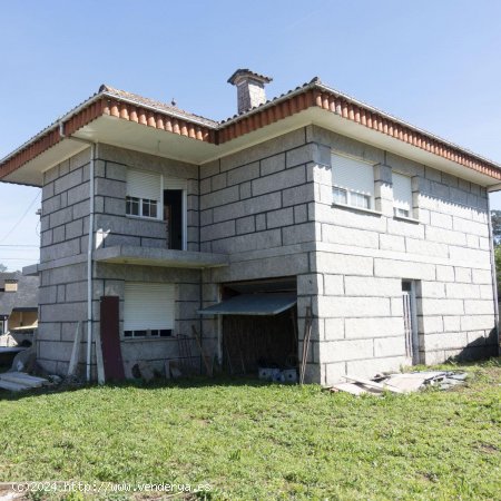 Chalet en venta en O Porriño (Pontevedra)