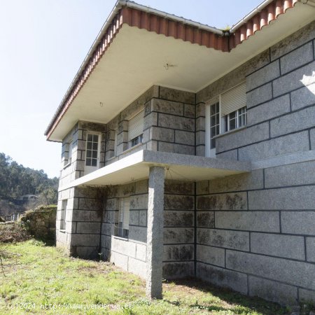 Chalet en venta en O Porriño (Pontevedra)