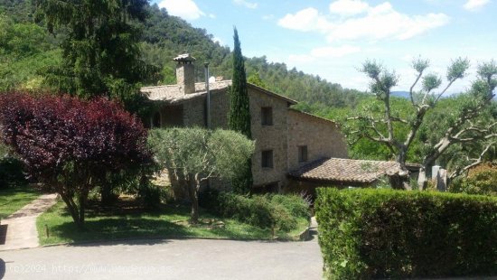 Finca en venta en Porqueres (Girona)