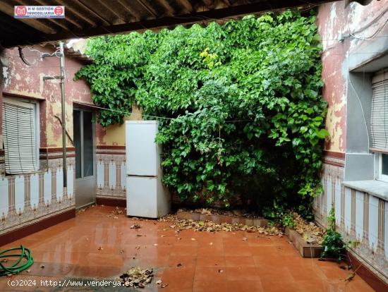 CASA DE PUEBLO EN PLANTA BAJA - CIUDAD REAL