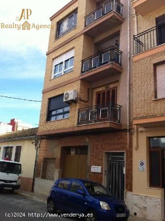  Piso para REFORMAR COMPLETAMENTE A TU GUSTO en Foios - VALENCIA 