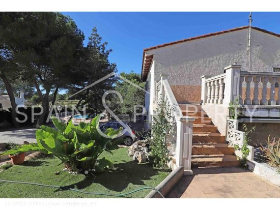 Chalet en venta en Monserrat (Valencia)