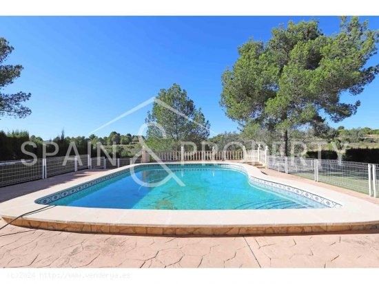 Chalet en venta en Monserrat (Valencia)