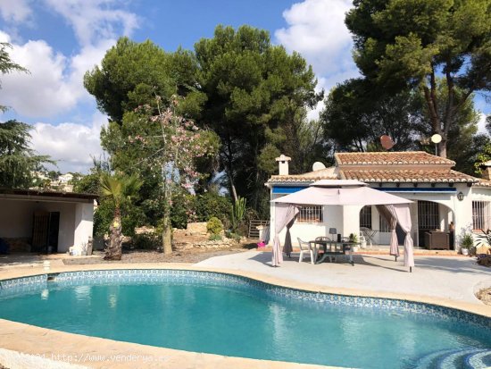 Villa en venta en Moraira (Alicante)