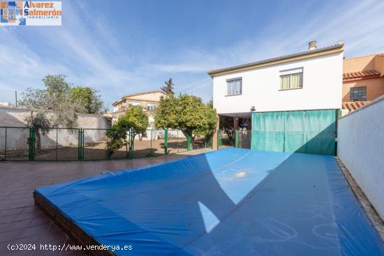 Dos casas en parcela de 724m con huerto y piscina - GRANADA