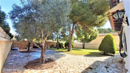 Chalet en venta en Orihuela (Alicante)