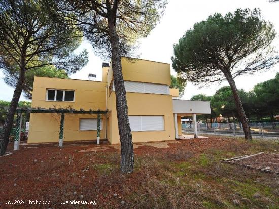 CHALET EN VENTA EN ALDEAMAYOR DE SAN MARTÍN - VALLADOLID