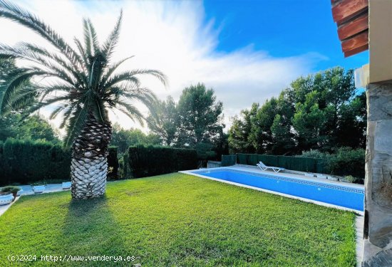 Villa en venta en L Ametlla de Mar (Tarragona)