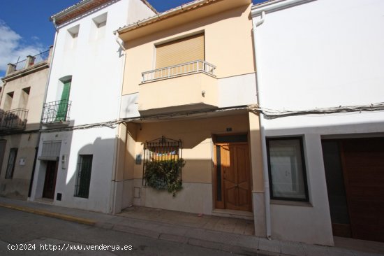 Casa en venta en Orba (Alicante)