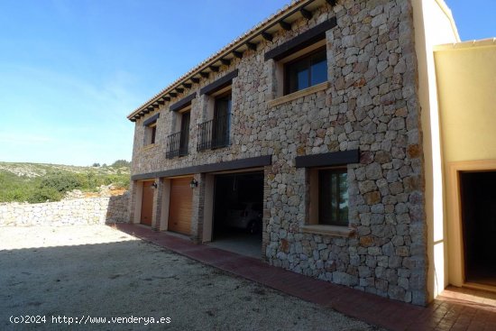 Villa en venta en Llíber (Alicante)