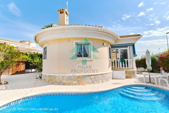  Villa en venta en Pilar de la Horadada (Alicante) 