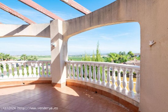 Villa en venta en Algorfa (Alicante)