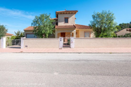 Villa en venta en Algorfa (Alicante)