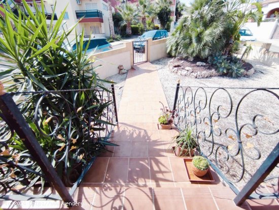 Villa en venta en Elche (Alicante)