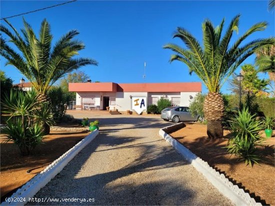  Villa en venta en Puente Genil (Córdoba) 