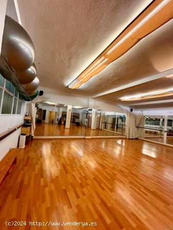 TRASPASO DE EXCELENTE LOCAL COMERCIAL CON ACTIVIDAD GIMNASIO ZONA ENSANCHE - ALICANTE