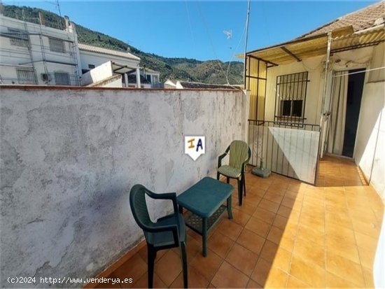 Casa en venta en Algarinejo (Granada)