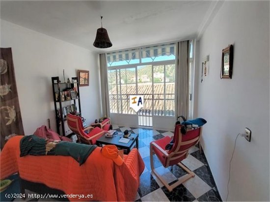 Casa en venta en Algarinejo (Granada)