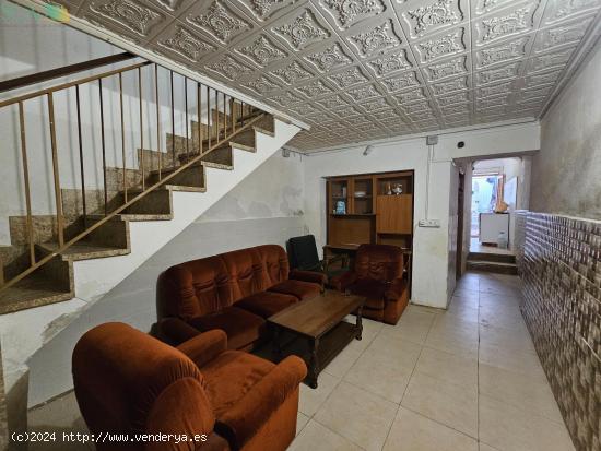 SE VENDE CASA EN EL CENTRO DE MONFORTE DEL CID - ALICANTE - ALICANTE