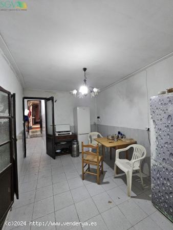 SE VENDE CASA EN EL CENTRO DE MONFORTE DEL CID - ALICANTE - ALICANTE