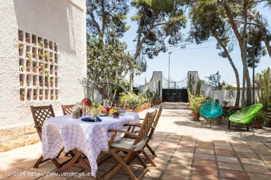 Casa en alquiler en San Juan de Alicante (Alicante)