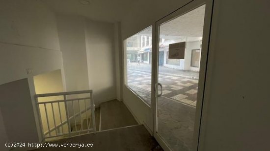 Local en venta en Fuengirola (Málaga)