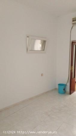 SE VENDE PISO EN CADIZ , ZONA VIÑA - CADIZ