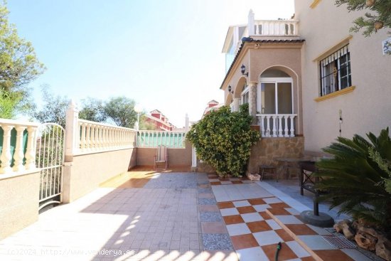 Bungalow en venta en Orihuela (Alicante)