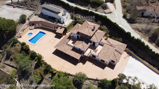  Villa en venta en Sayalonga (Málaga) 