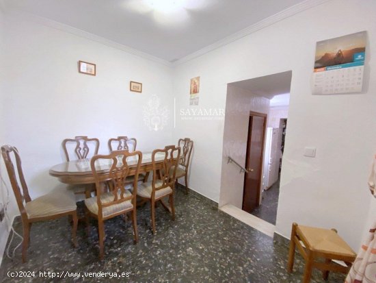 Casa en venta en Sayalonga (Málaga)