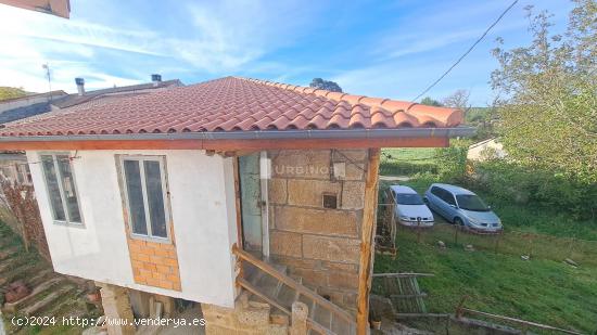 CASA rústica, cerca de Gomariz. Nogueira de Ramuín. - ORENSE