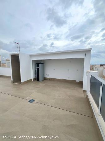 APARTAMENTOS DE NUEVA CONSTRUCCIÓN CERCA DE LA PLAYA EN TORREVIEJA - ALICANTE