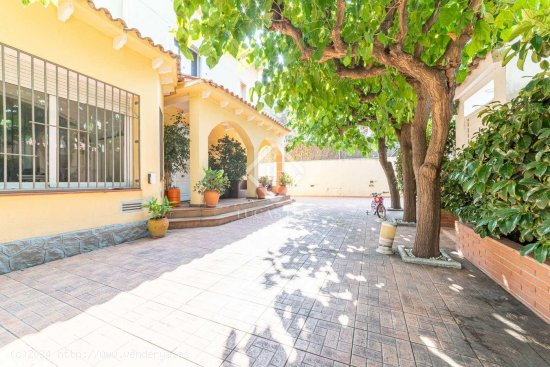  Casa en venta en Castelldefels (Barcelona) 