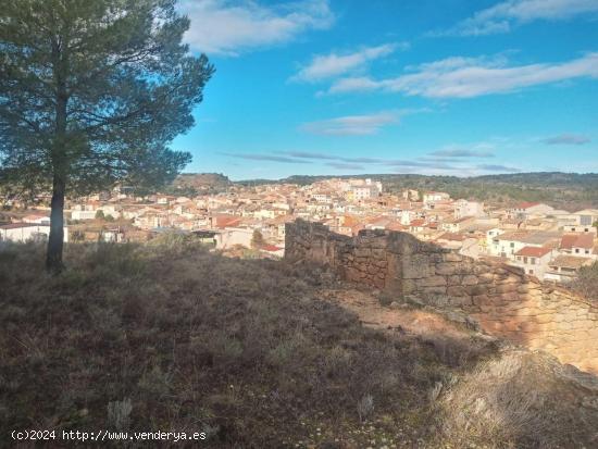 Pequeño maset de piedra - TERUEL