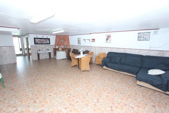 Casa en venta en Dolores (Alicante)