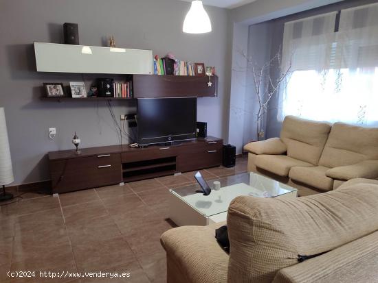 GRAN OCASIÓN!!! VIVIENDA COMPLETAMENTE REFORMADA DE 3 DORMITORIOS. - ALBACETE