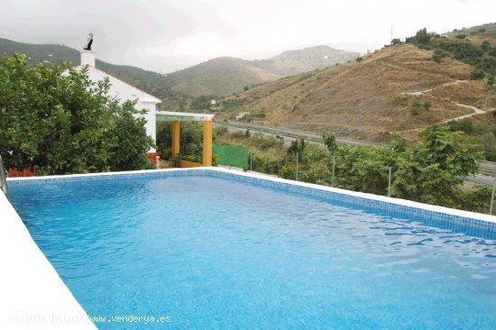  Villa en alquiler en Nerja (Málaga) 