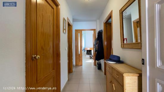 INMOBILIARIA ARBETETA VENDE CHALET DE 4 DORMITORIOS EN FONTANAR, GUADALAJARA - GUADALAJARA