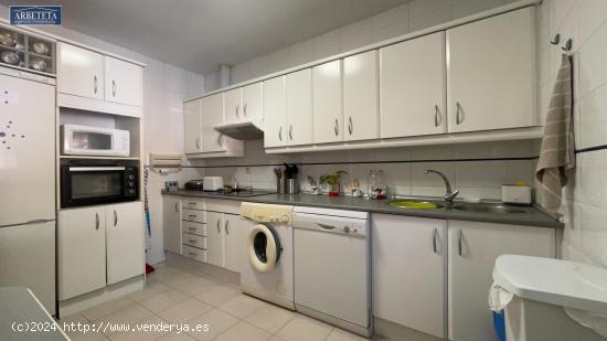 INMOBILIARIA ARBETETA VENDE CHALET DE 4 DORMITORIOS EN FONTANAR, GUADALAJARA - GUADALAJARA