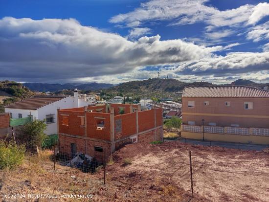 Terreno más proyecto en Almogía (Málaga) - MALAGA