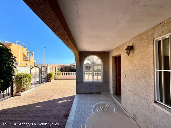 Casa en alquiler en Torrevieja (Alicante)