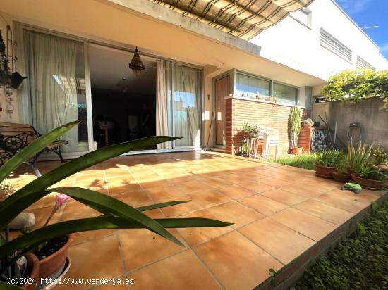  ESPECTACULAR VIVIENDA PARA ENTRAR A VIVIR CON UN GRAN PATIO EN GUILLENA, SEVILLA. - SEVILLA 